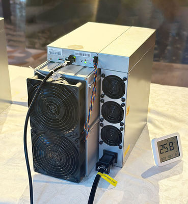Antminer T21 Bitcoin Asic Miner BTC/BCH/BSV SHA256 Miner à refroidissement par air 190T 3610W 19.0J/T