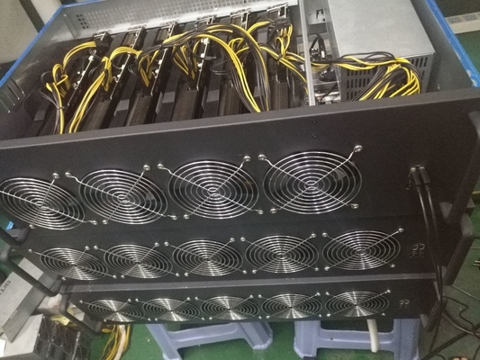 Installation d'exploitation de M06S 6GPU extrayant la machine d'abattage de dogecoin d'ETH LTC