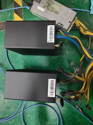 Le Th Goldshell KD de Hashrate 2,6 ENFERMENT DANS UNE BOÎTE le pro mineur de extraction de maison de la pièce de monnaie 230W de Kadena crypto